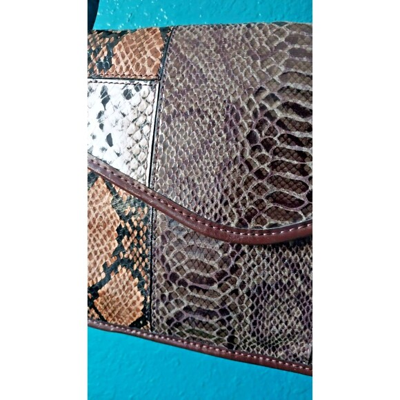Faux Leather Boa Snakeskin Shoulder Crossbody Bag Purse Cosmopolitan - Picture 5 of 15